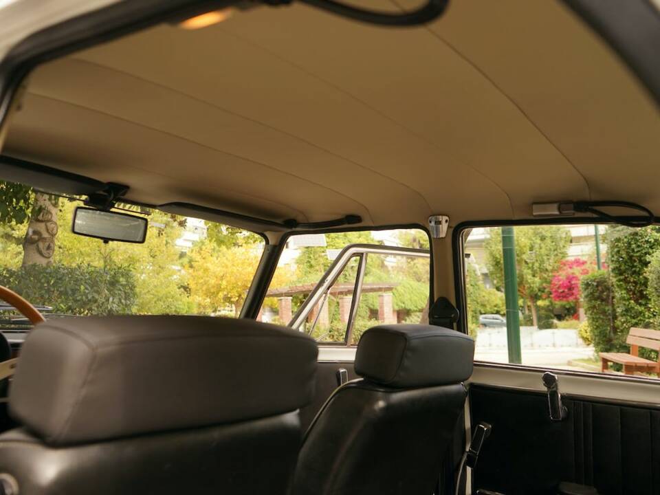 Image 95/100 of Alfa Romeo Giulia Nuova Super 1300 (1977)