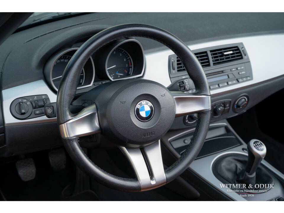 Immagine 14/37 di BMW Z4 2.0i (2006)