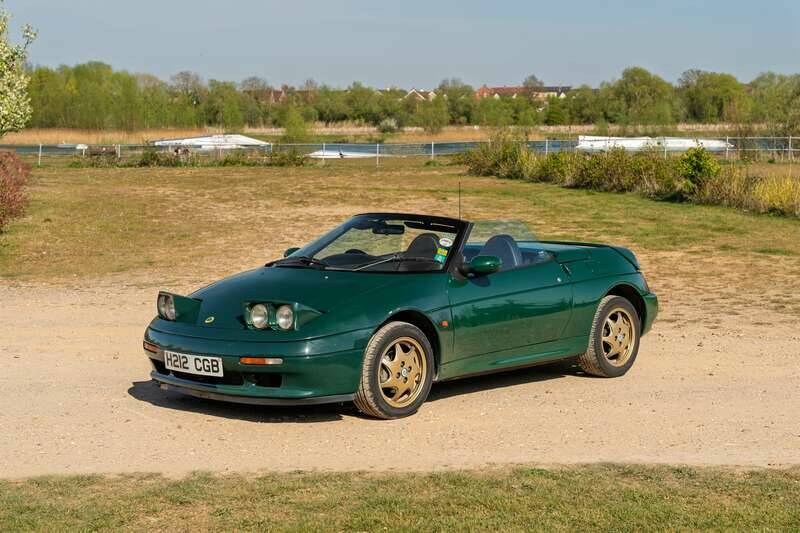 Image 39/50 of Lotus Elan (1991)