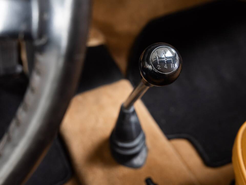 Image 21/36 de Porsche 911 2.4 T "Oilflap" (1972)