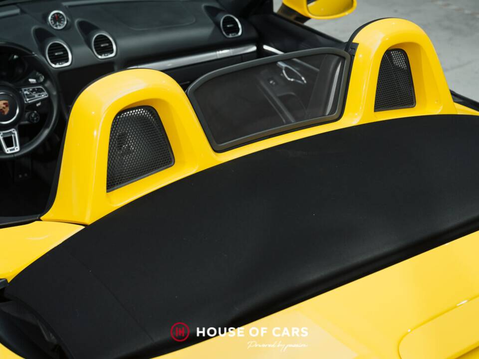 Image 15/25 of Porsche 718 Boxster S (2016)