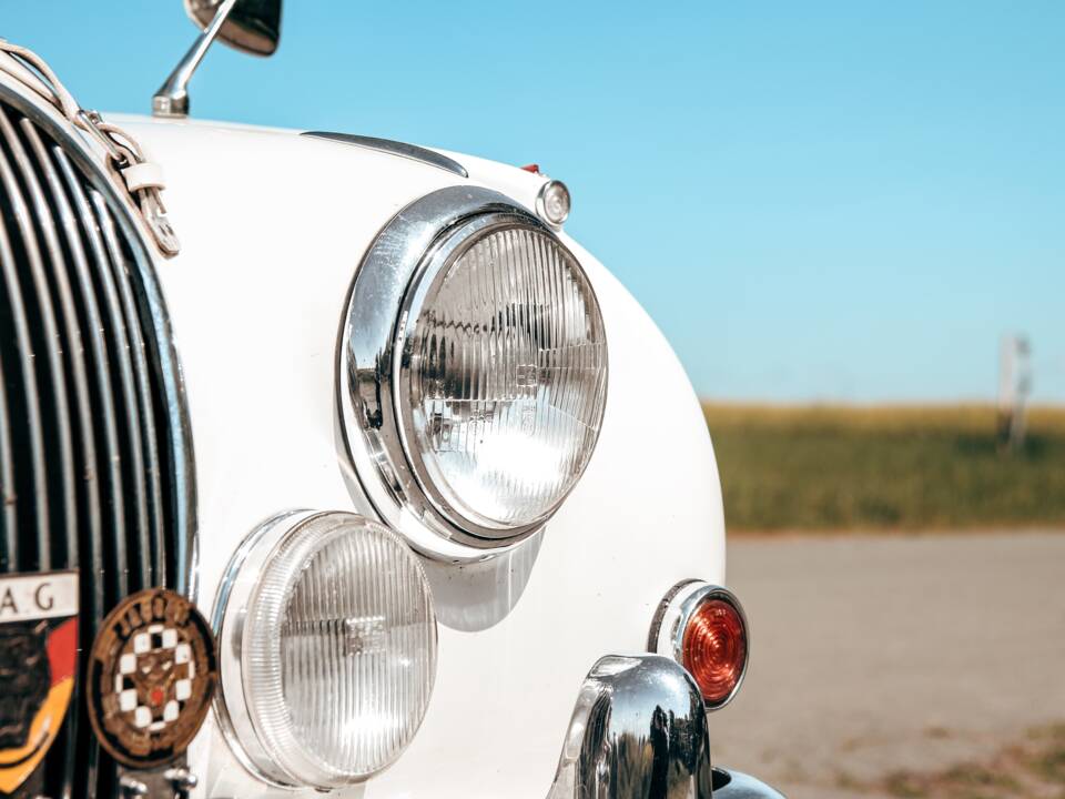Image 11/18 de Jaguar Mk II 3.4 (1963)