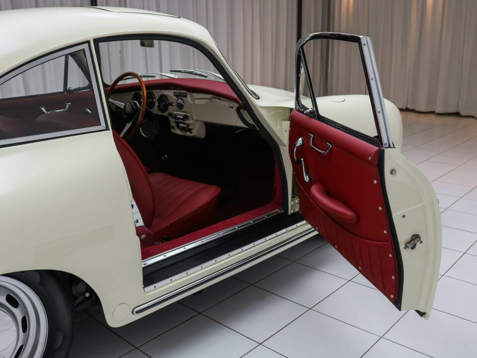 Image 9/23 of Porsche 356 C 1600 SC (1964)