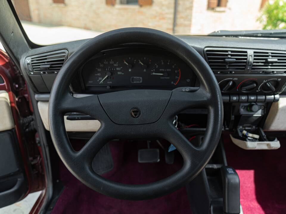 Immagine 35/46 di Autobianchi Y10 (1993)