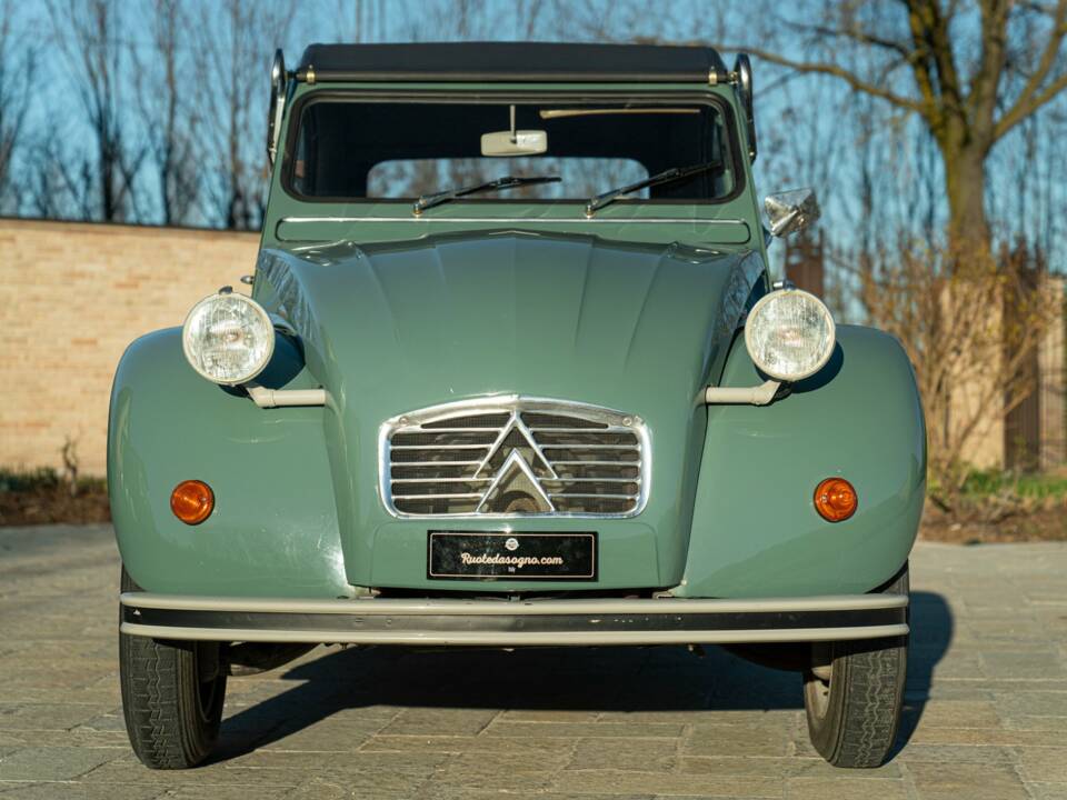 Image 3/41 de Citroën 2 CV (1963)