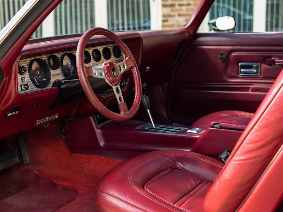 Immagine 4/49 di Pontiac Firebird TransAm (1973)