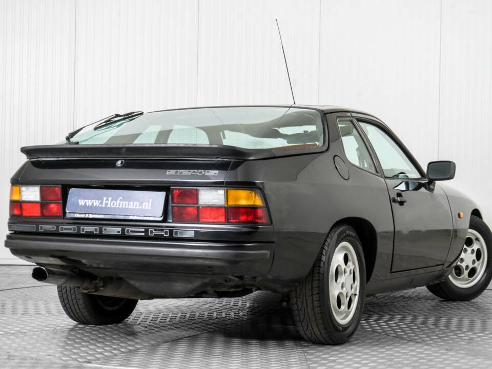 Immagine 43/50 di Porsche 924 S (1986)