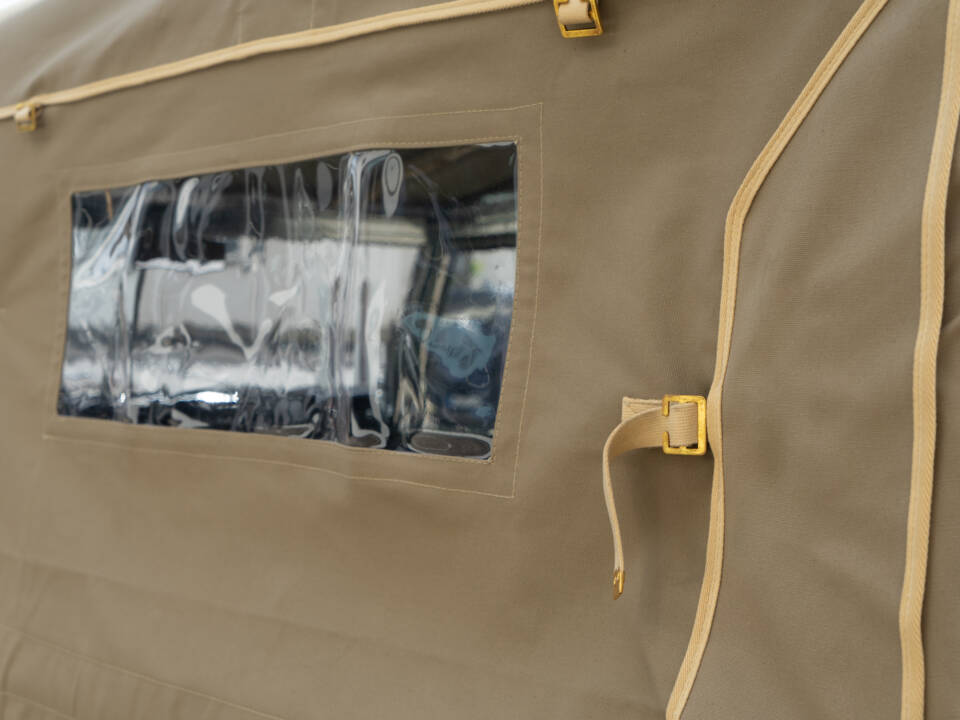 Image 11/30 of Land Rover 88 (1971)