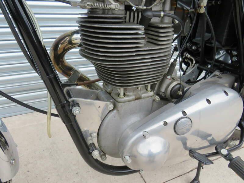 Image 20/45 of BSA DB 32 Gold Star (1959)