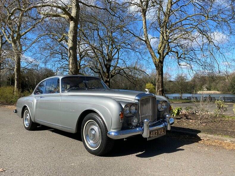 Image 15/50 of Bentley S 2 Continental (1960)