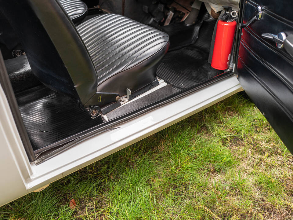 Bild 70/118 von BMW 700 LS Luxus (1965)