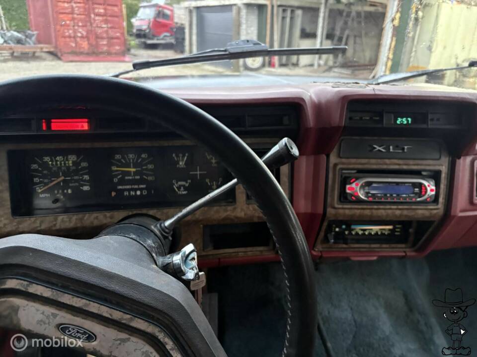Bild 13/17 von Ford F-250 (1986)