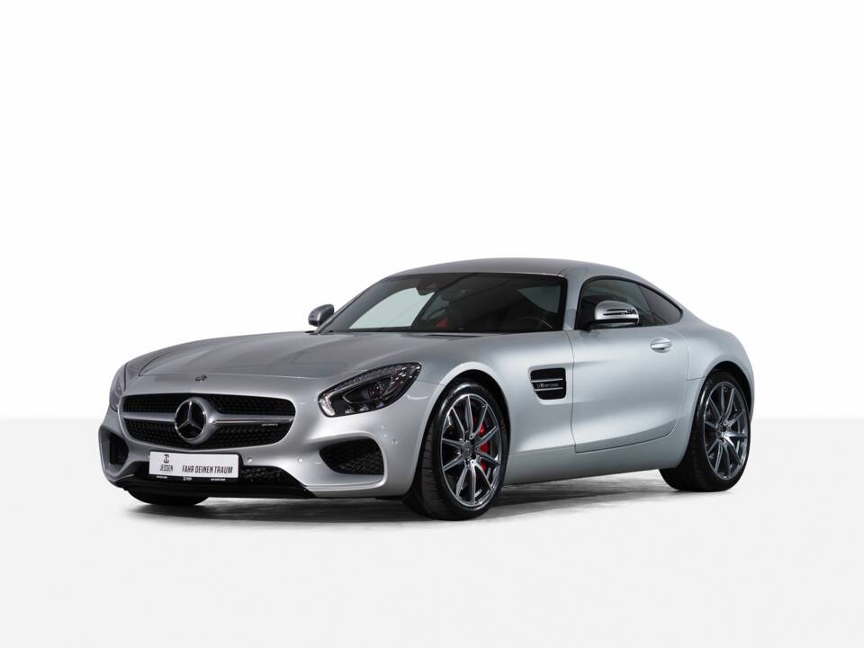 Image 3/49 of Mercedes-AMG GT-S (2015)