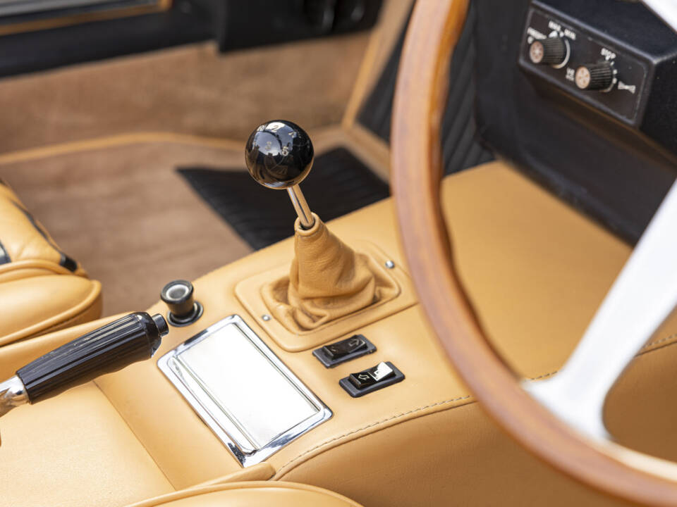 Image 20/40 of Ferrari 365 GTB&#x2F;4 Spyder (1973)