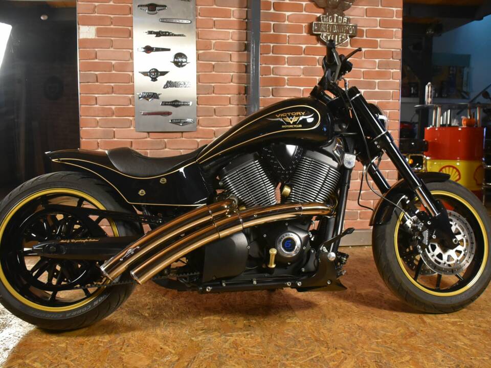 Bild 7/23 von Victory Hammer 8-Ball (2009)