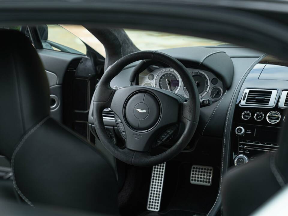 Afbeelding 43/50 van Aston Martin V8 Vantage S (2013)