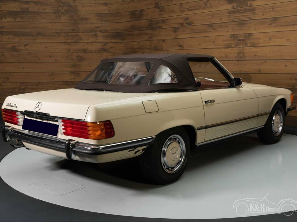 Image 6/8 of Mercedes-Benz 350 SL (1972)