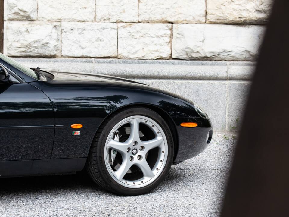 Imagen 16/42 de Jaguar XKR (2003)