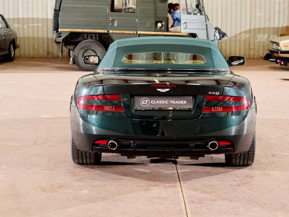 Bild 44/52 von Aston Martin DB 9 Volante (2006)