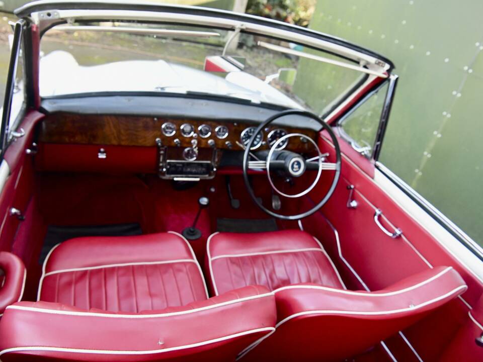 Imagen 48/50 de Sunbeam Rapier Mk IIIA (1963)