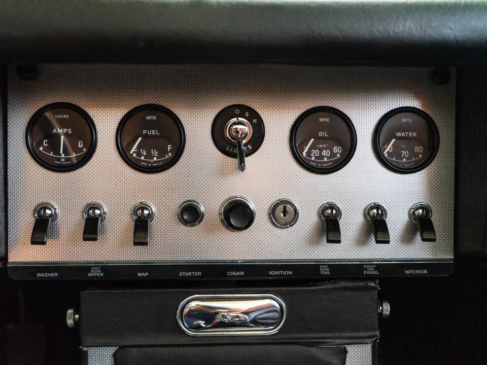 Afbeelding 9/28 van Jaguar E-Type 3.8 (1963)