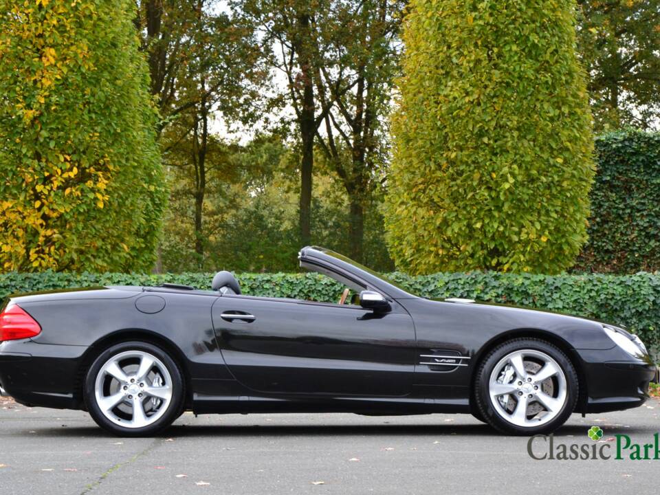 Immagine 17/50 di Mercedes-Benz SL 600 (2004)