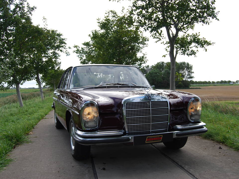 Imagen 8/58 de Mercedes-Benz 280 SE (1968)