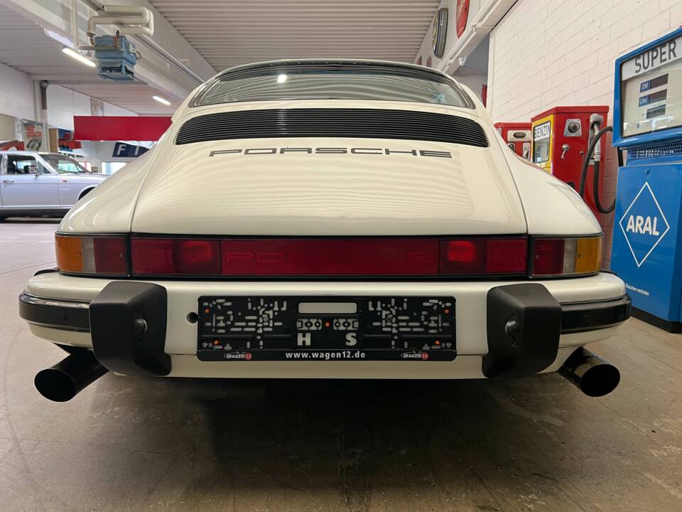 Image 12/15 of Porsche 911 Carrera 3.2 (1988)