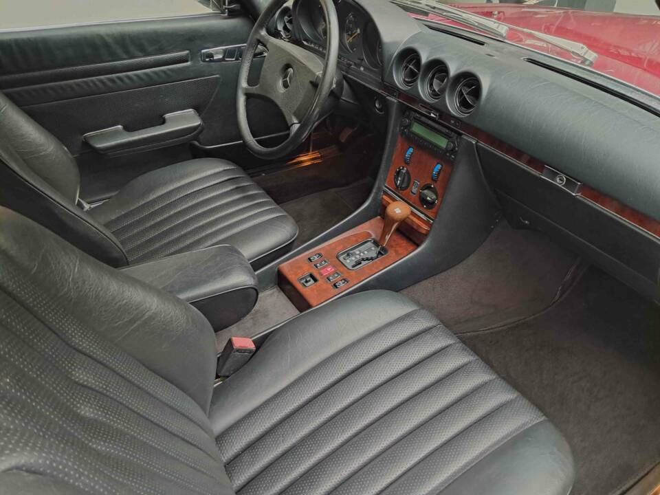 Immagine 11/26 di Mercedes-Benz 300 SL (1989)