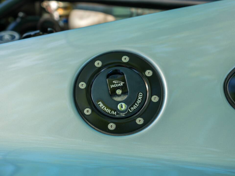 Bild 43/50 von Jaguar XJ 220 (1993)