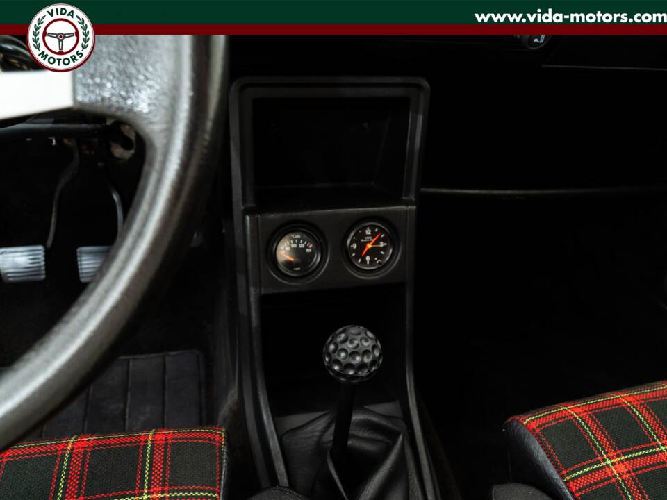 Bild 10/15 von Volkswagen Golf I GTI 1.6 (1979)