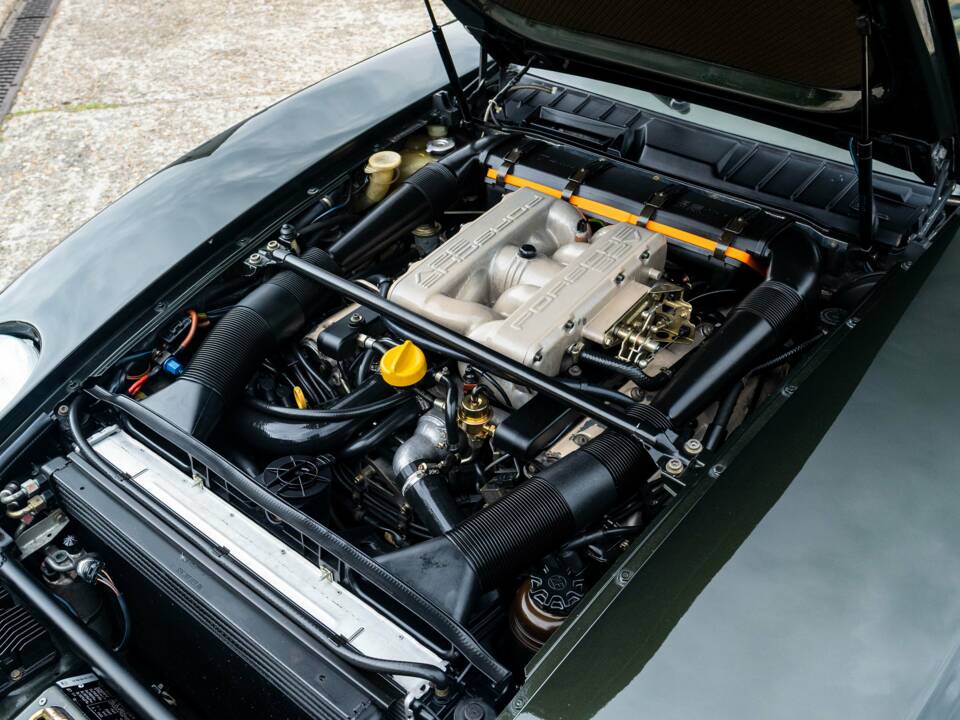 Image 30/30 of Porsche 928 GTS (1993)