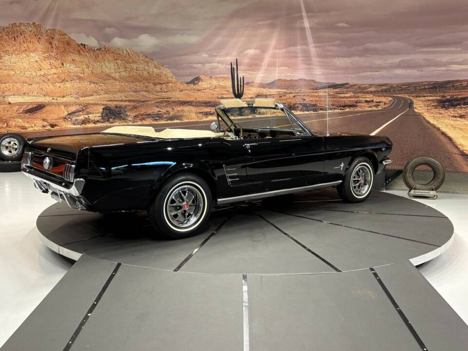 Afbeelding 26/50 van Ford Mustang 289 (1966)