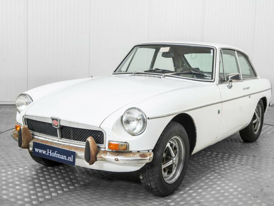Afbeelding 17/50 van MG MGB GT (1972)