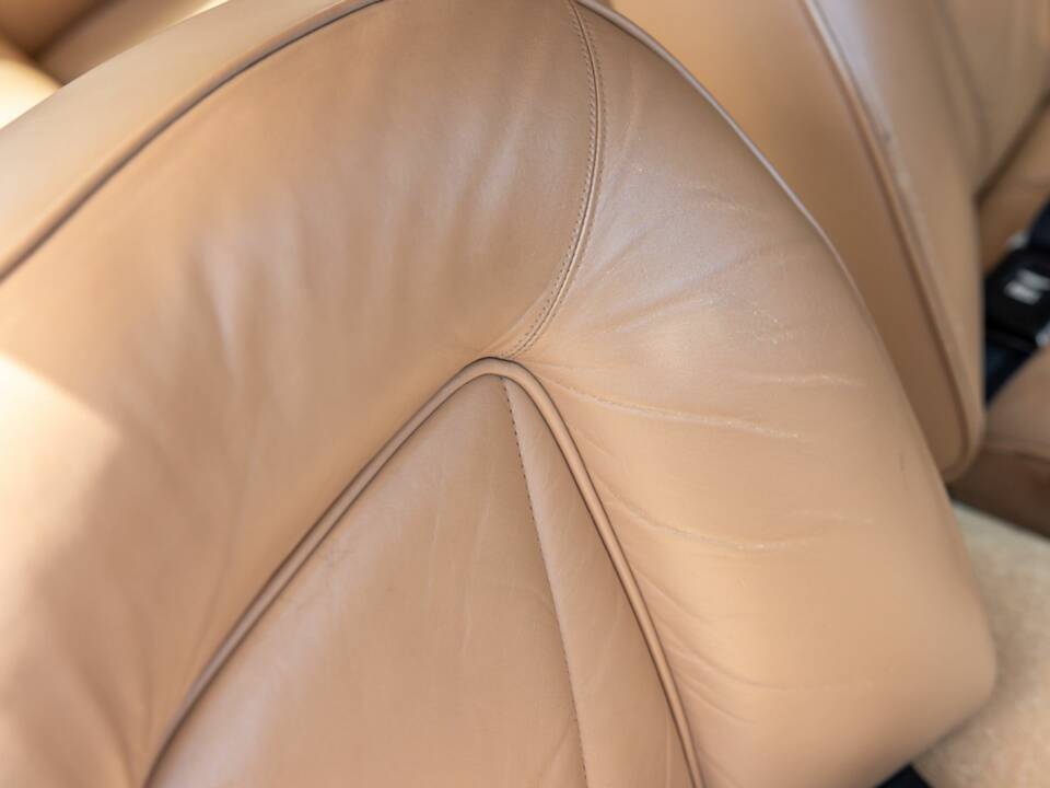 Bild 45/50 von Aston Martin DB 6 Vantage (1969)