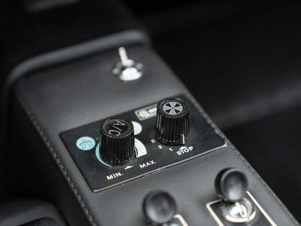 Image 50/50 of Ferrari 512 BBi (1982)