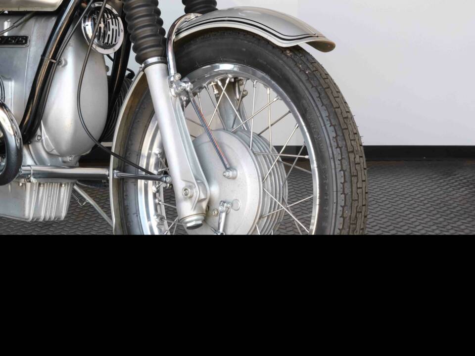 Image 13/59 of BMW R 75/5 (1972)