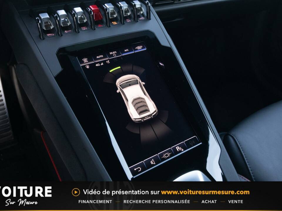 Image 15/32 of Lamborghini Huracán EVO (2020)