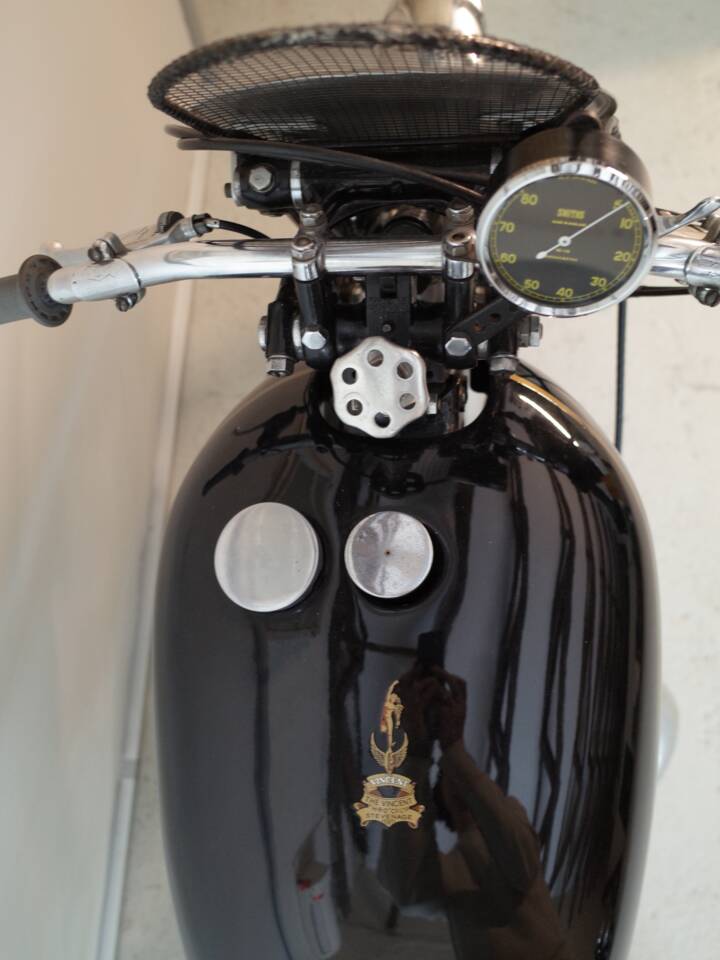 Bild 15/29 von Vincent Black Lightning (1954)