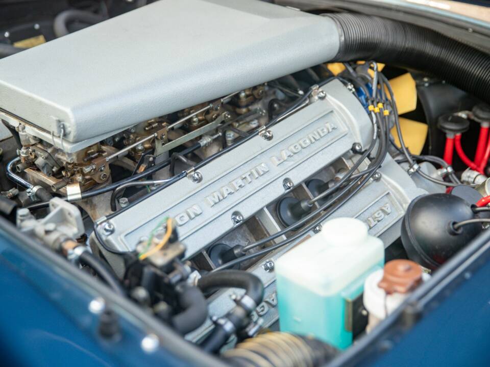 Afbeelding 37/50 van Aston Martin V8 Vantage Volante X-Pack (1988)