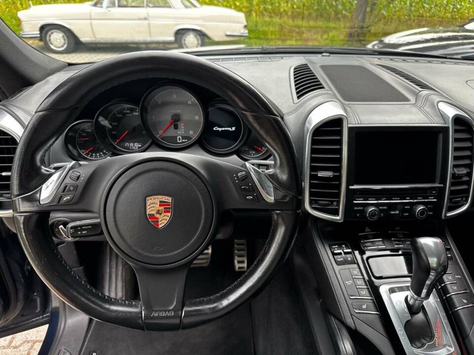 Bild 9/20 von Porsche Cayenne S Diesel (2014)