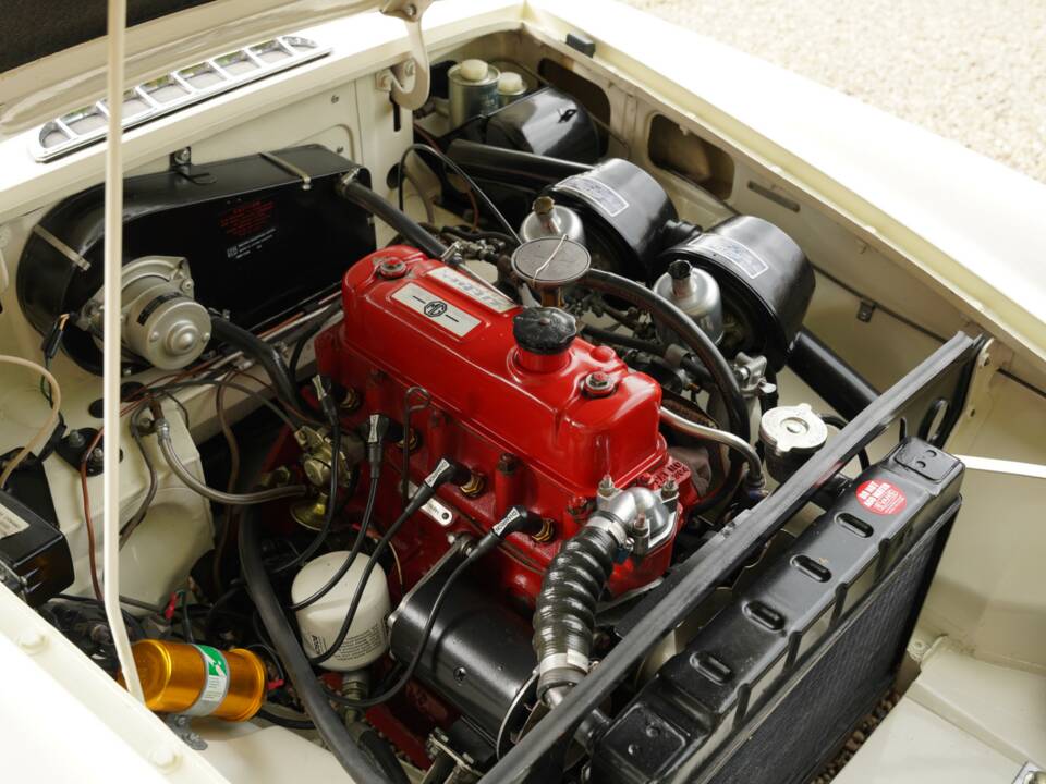 Bild 14/50 von MG MGB (1966)