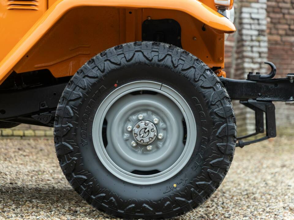 Image 49/50 of Toyota Land Cruiser FJ 40 (1980)