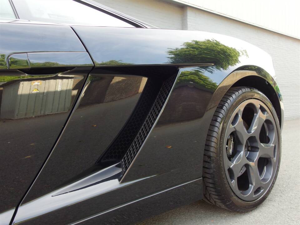 Bild 30/99 von Lamborghini Gallardo (2007)