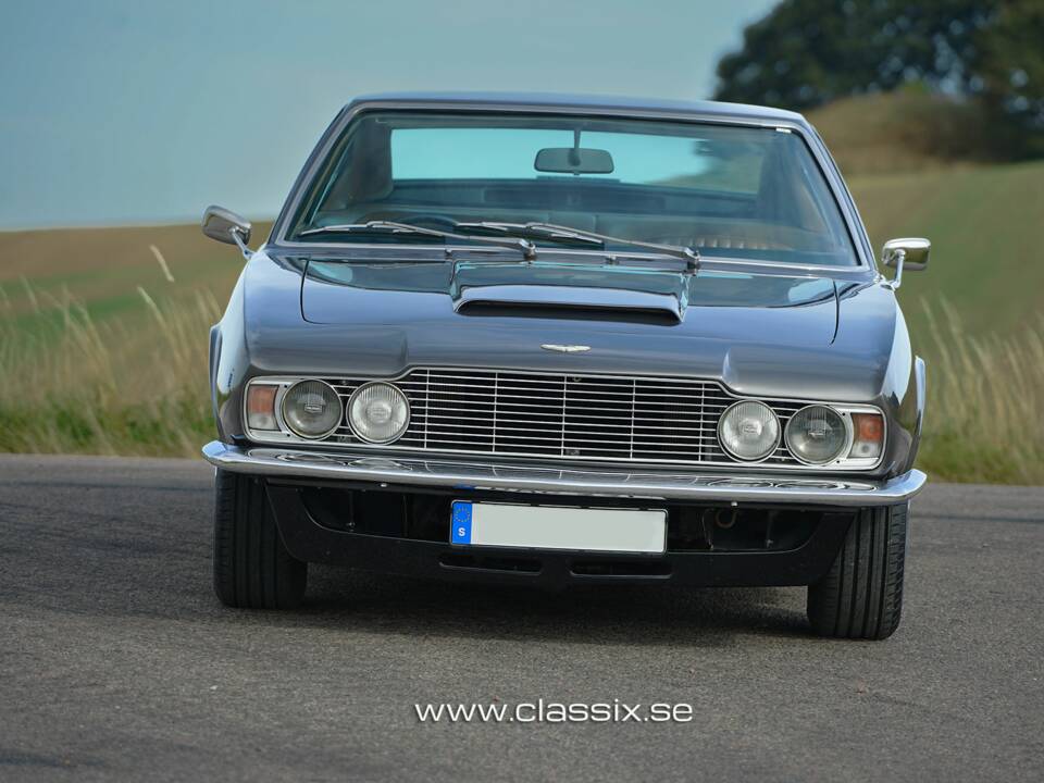 Bild 16/22 von Aston Martin DBS (1972)