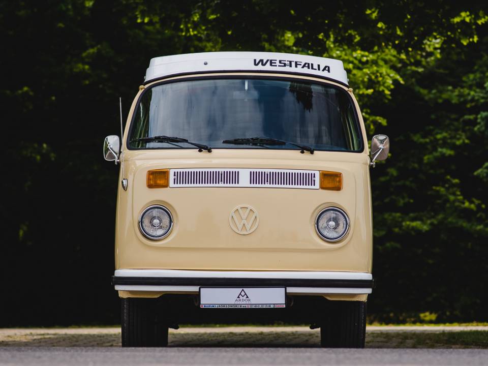 Imagen 3/40 de Volkswagen T2b Westfalia (1977)