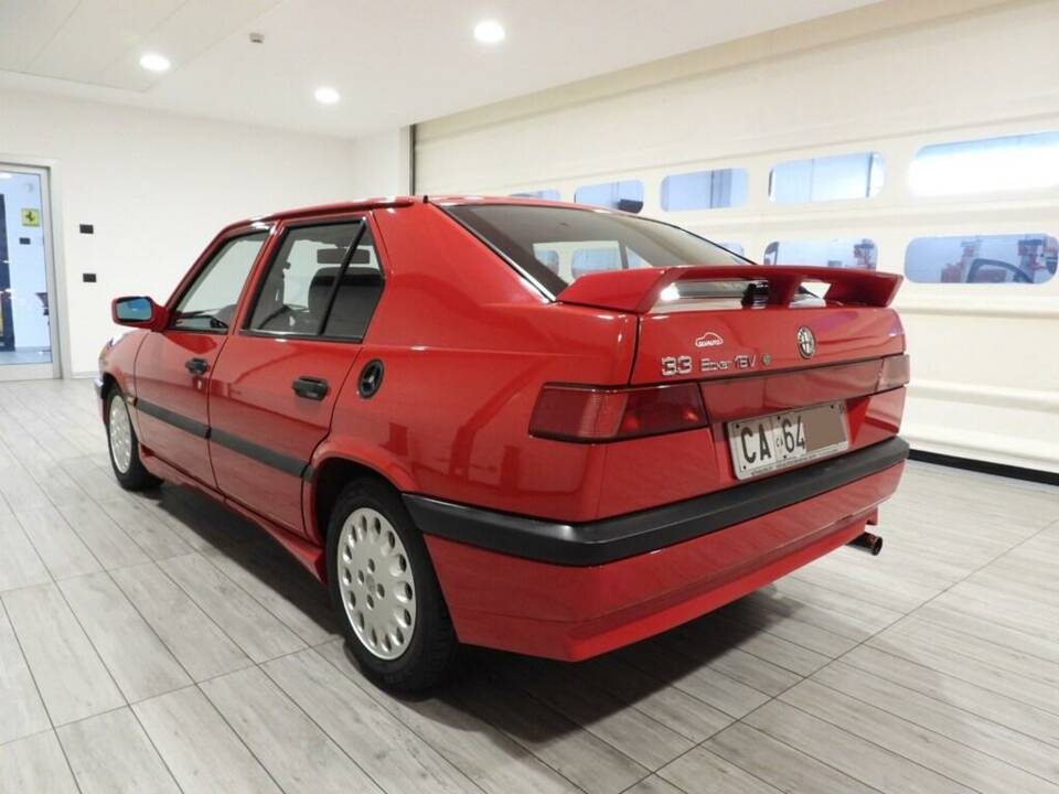 Image 3/14 de Alfa Romeo 33 1.7 16v QV (1990)