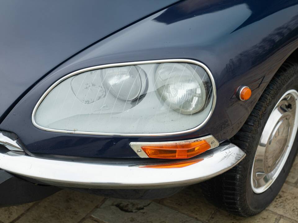 Bild 21/50 von Citroën DS 20 (1972)