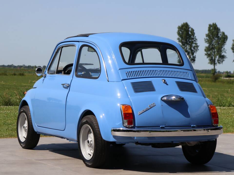 Image 3/50 of FIAT 500 F (1967)