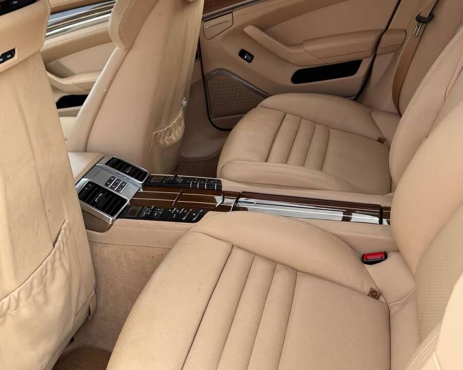 Image 10/13 de Porsche Panamera Turbo (2013)
